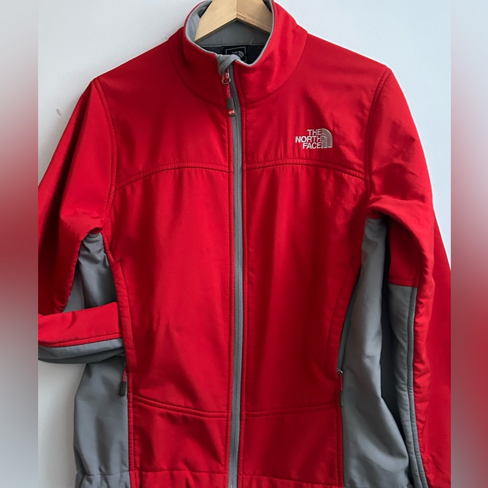THE NORTH FACE womens large Summit series windstopper jacket
